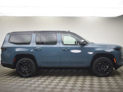New 2026 Jeep Grand Wagoneer Summit AWD/4WD image 3