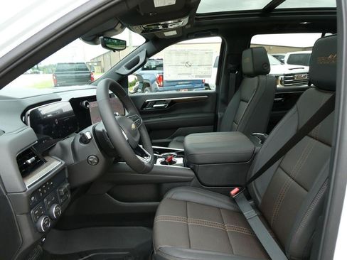 New 2026 Chevrolet Tahoe High Country AWD/4WD image 17