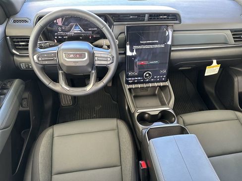 New 2026 GMC Terrain AT4 w/ Convenience Package III image 15