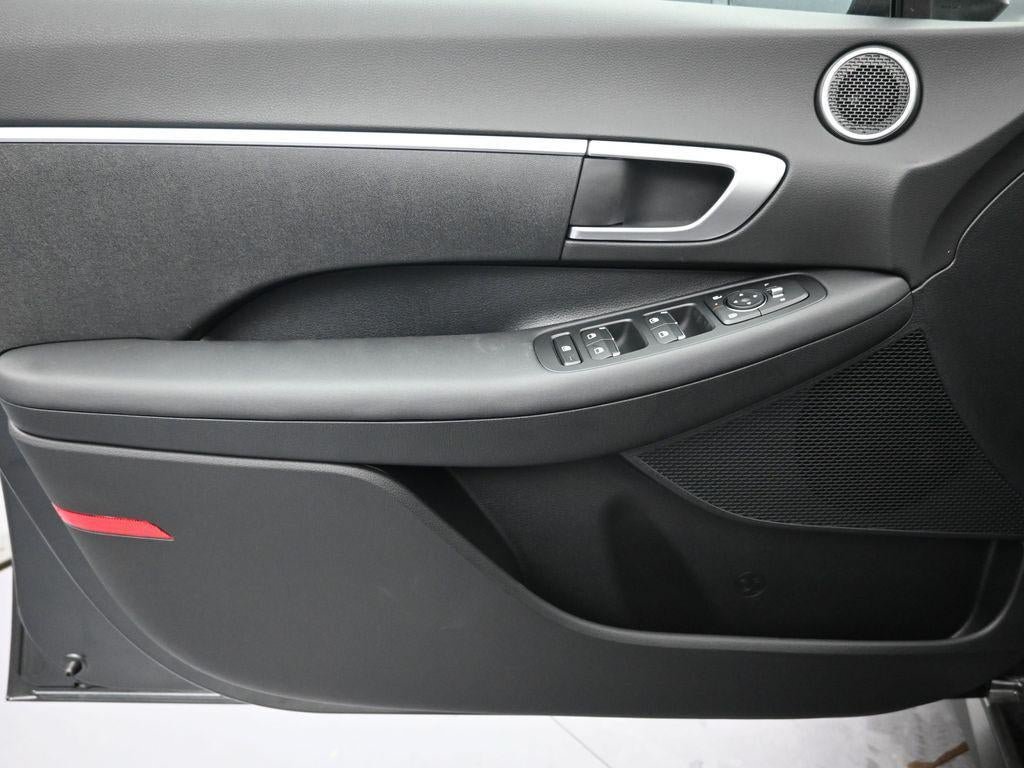 New 2026 Hyundai Sonata SE FWD image 21