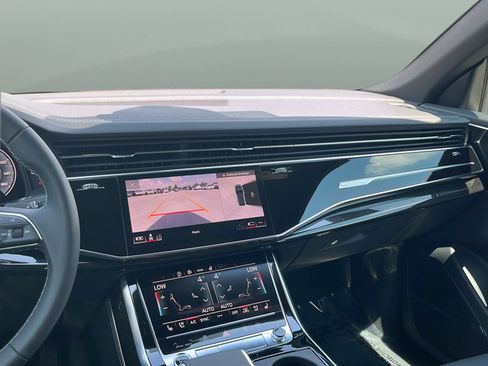 New 2026 Audi Q8 Premium Plus AWD/4WD image 11