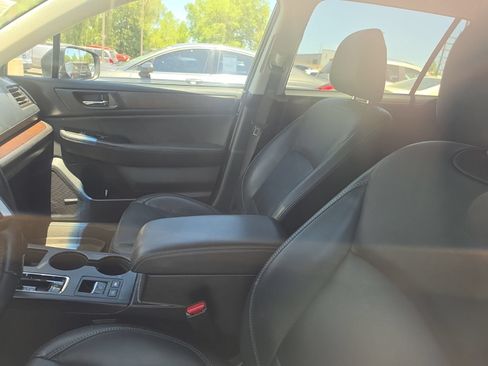 Used 2019 Subaru Outback 3.6R Limited w/ Popular Package #2 AWD/4WD image 18