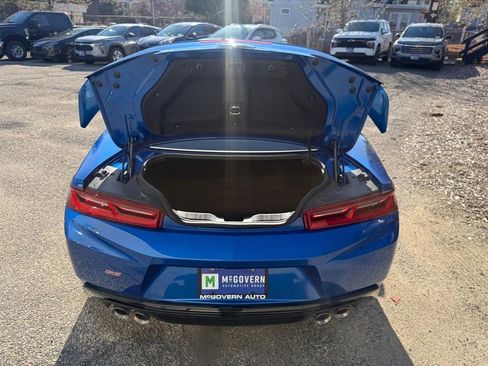 Used 2018 Chevrolet Camaro SS RWD image 5