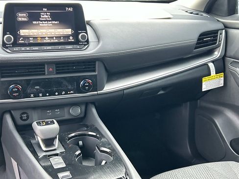 New 2026 Nissan Rogue SV FWD image 24