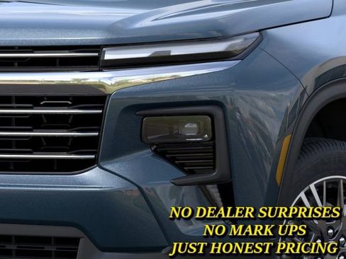 New 2026 Chevrolet Traverse LT FWD image 10