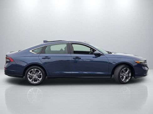 Used 2024 Honda Accord EX image 3
