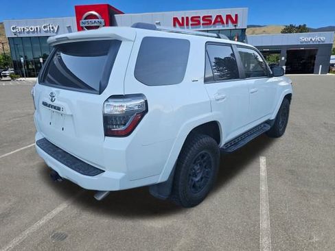 Used 2021 Toyota 4Runner SR5 Premium image 8