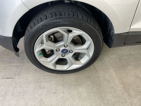 Used 2021 Ford EcoSport SE w/ SE Appearance Package image 10