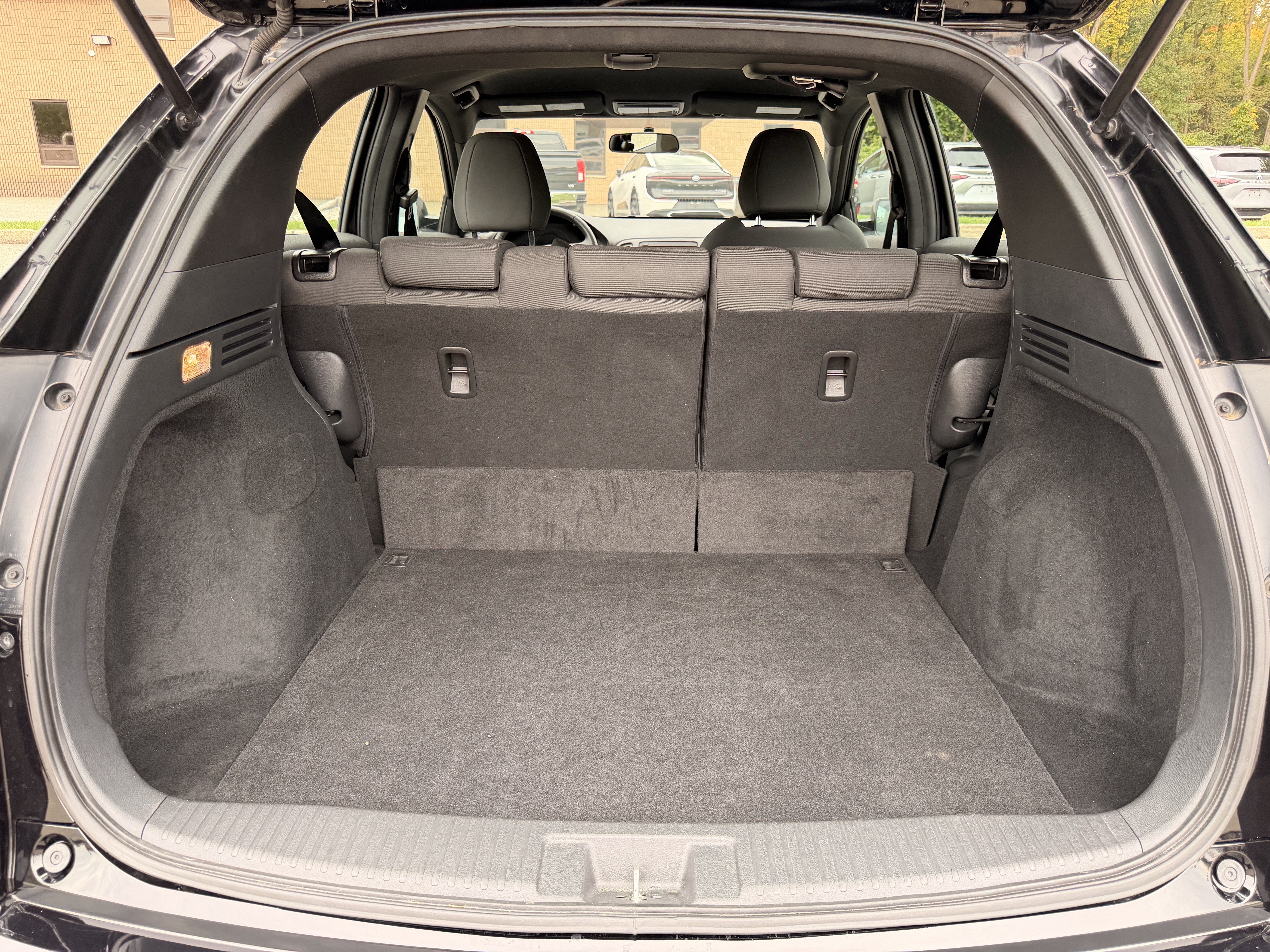Used 2020 Honda HR-V Sport image 32
