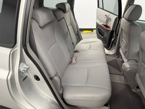Used 2006 Toyota Highlander Limited image 40