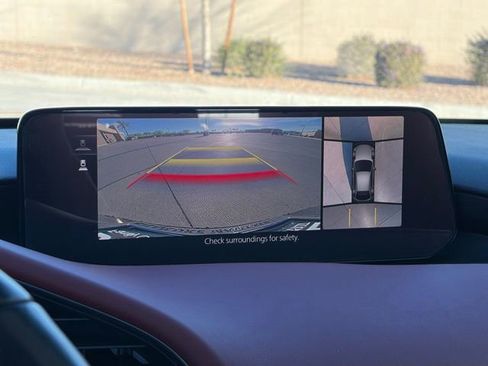 Used 2024 MAZDA MAZDA3 Hatchback w/Premium Plus Pkg image 20