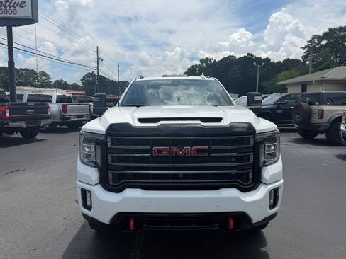 Used 2020 GMC Sierra 2500 AT4 w/ AT4 Premium Package AWD/4WD image 2