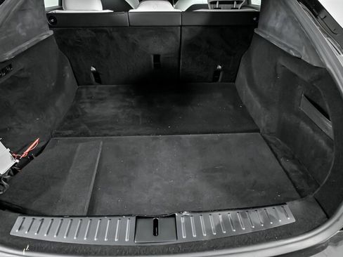Used 2022 Tesla Model S Plaid image 15