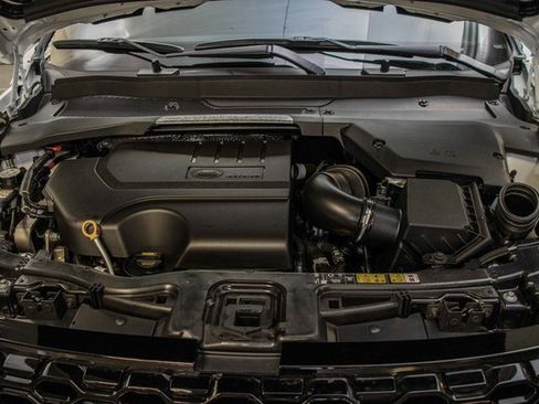 Used 2023 Land Rover Discovery Sport SE R-Dynamic image 5