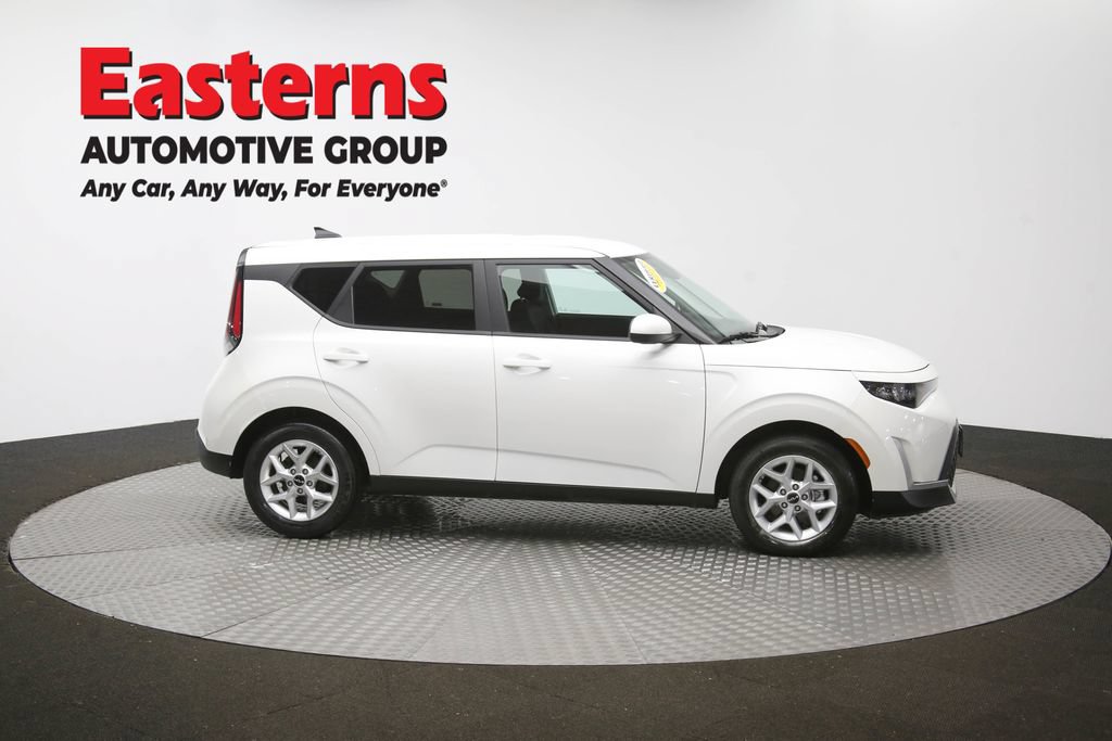 Used 2024 Kia Soul LX w/ Option Group 015 FWD image 46