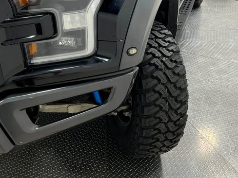 Used 2018 Ford F150 Raptor w/ Equipment Group 802A Luxury AWD/4WD image 41
