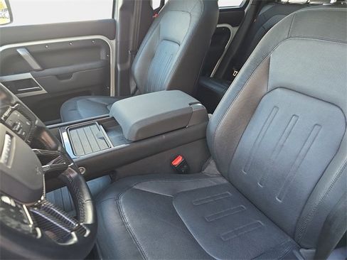 Certified 2021 Land Rover Defender 110 X-Dynamic SE image 17