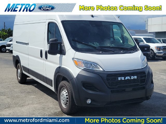 Used 2025 RAM ProMaster 2500 w/ Convenience Group FWD image 1