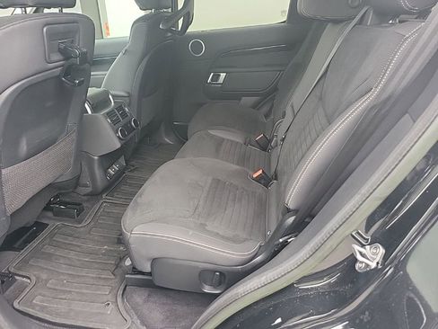 Used 2023 Land Rover Discovery S AWD/4WD image 9