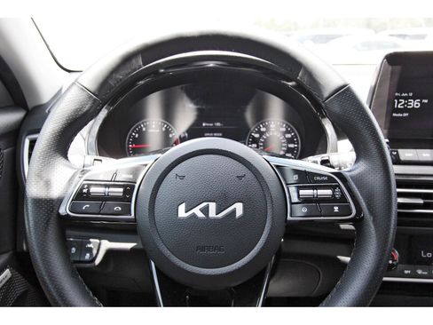 Used 2023 Kia Seltos SX AWD/4WD image 15