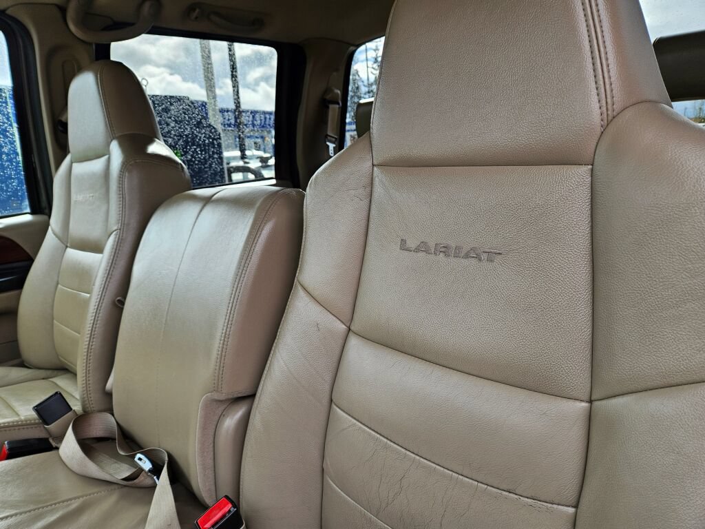 Used 2005 Ford F350 Lariat AWD/4WD image 13
