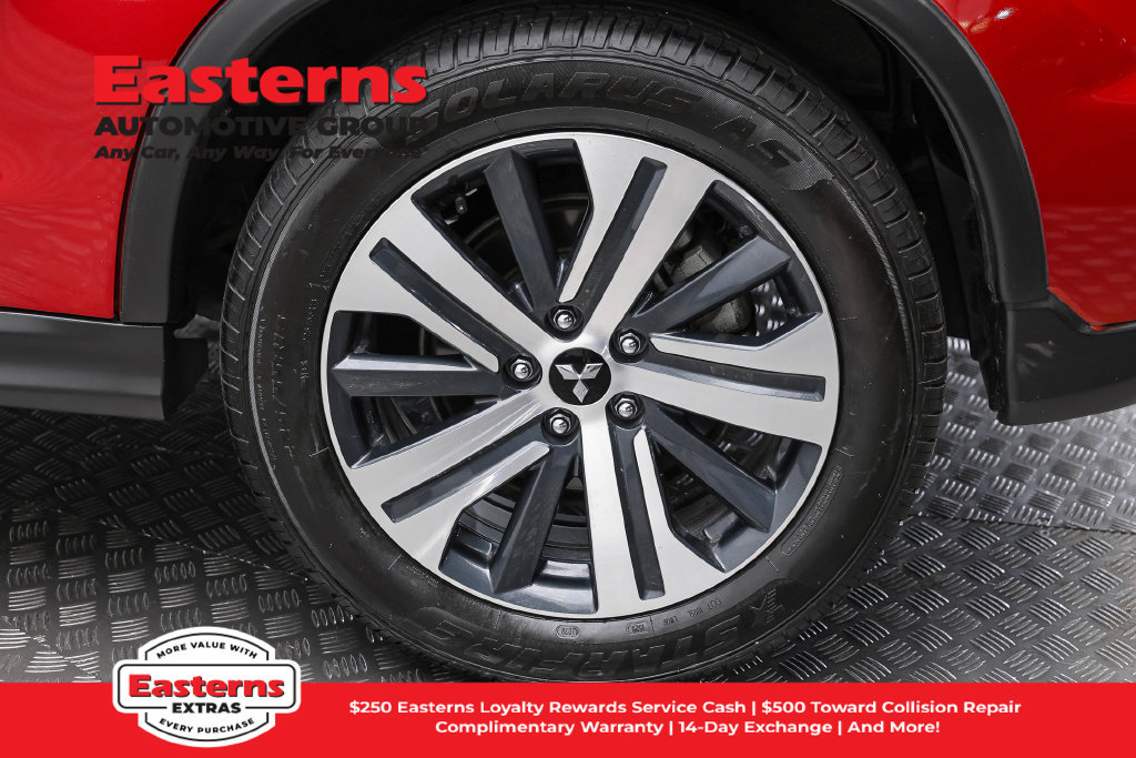 Used 2025 Mitsubishi Outlander Sport SE AWD/4WD image 9