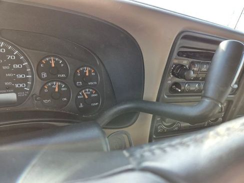 Used 2002 Chevrolet Silverado 1500 LS w/ Off-Road Pkg image 17