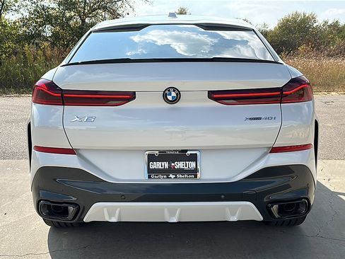 New 2026 BMW X6 xDrive40i w/ Climate Comfort Package image 7