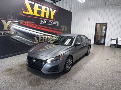 Used 2024 Nissan Altima 2.5 SV