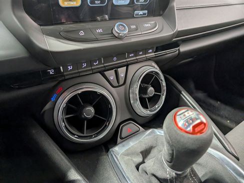Used 2018 Chevrolet Camaro SS RWD image 22