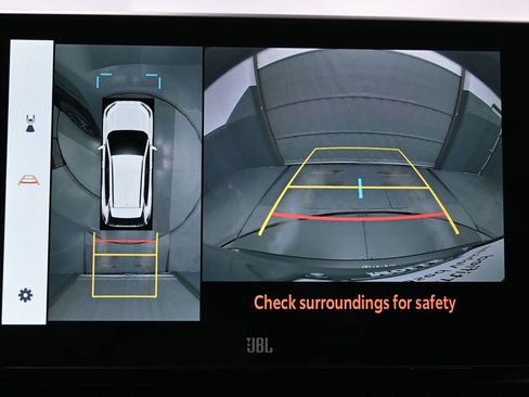 Certified 2025 Toyota RAV4 XSE image 22