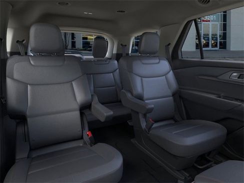 New 2025 Ford Explorer Active w/ Active Comfort Package image 11