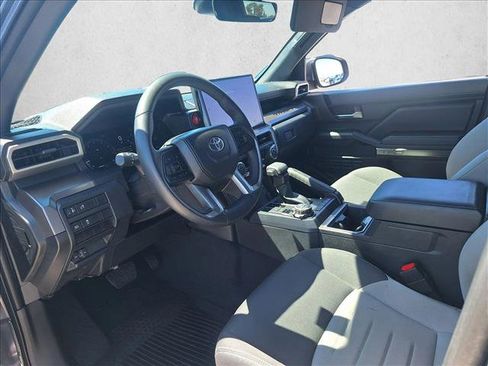 Used 2025 Toyota Tacoma TRD Off-Road AWD/4WD image 9
