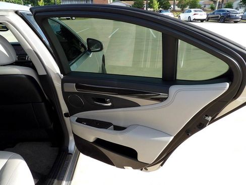 Used 2014 Lexus LS 460 Luxury Sedan image 72