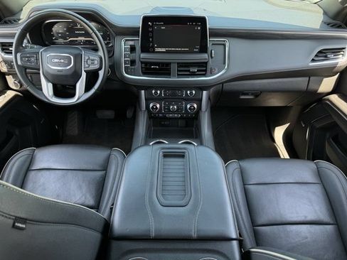 Certified 2024 GMC Yukon XL SLT RWD image 11