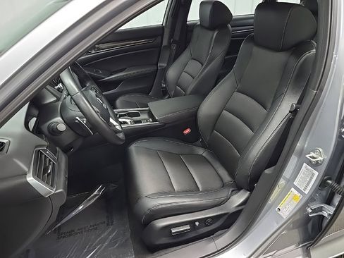 Used 2019 Honda Accord Sport image 30