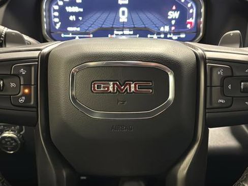 Used 2022 GMC Sierra 1500 AT4 w/ AT4 Premium Package image 16