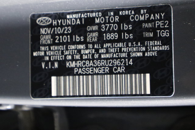 Used 2024 Hyundai Venue SEL FWD image 35