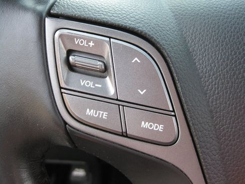 Used 2013 Hyundai Santa Fe Sport w/ Technology Pkg FWD image 16