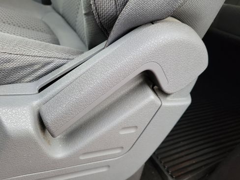 Used 2012 Ford F150 XLT w/ XLT Chrome Pkg image 20