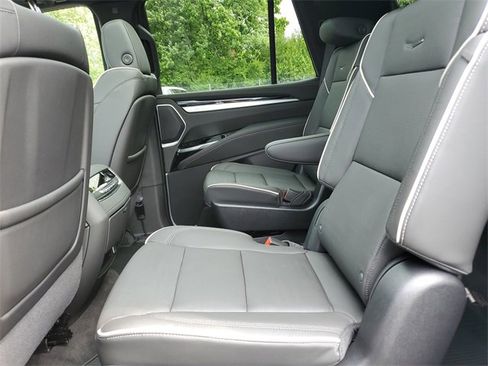 New 2025 Cadillac Escalade Sport w/ Touring Package image 26