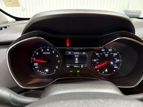 Used 2023 Chevrolet TrailBlazer LT w/ Convenience Package FWD image 11