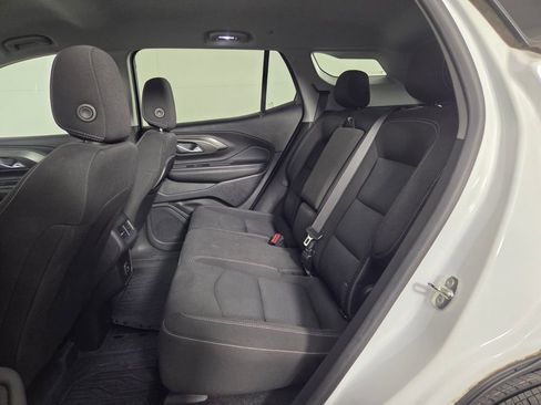 Used 2022 GMC Terrain SLE w/ Driver Convenience Package FWD image 23