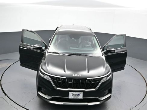 Used 2023 Kia Carnival EX image 46