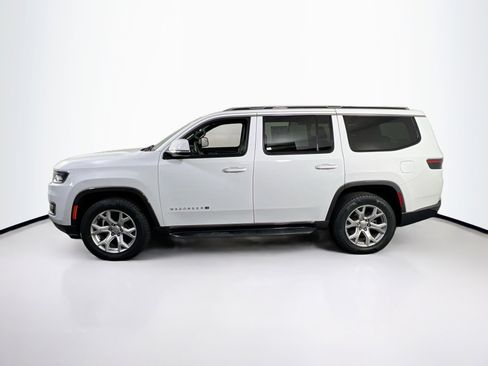 Used 2022 Jeep Wagoneer Series II image 8