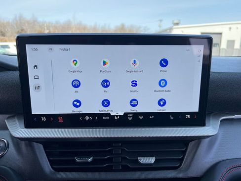 Used 2025 Ford Explorer ST-Line image 19