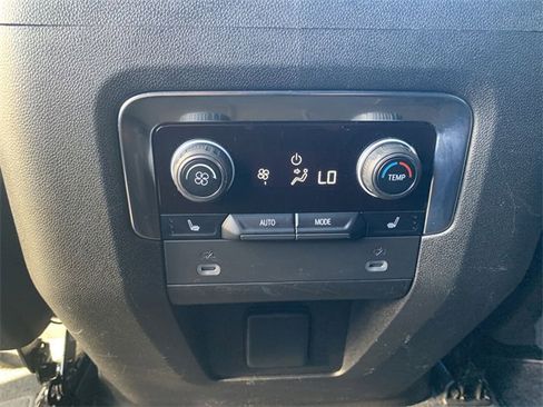 Certified 2022 Chevrolet Tahoe LT w/ LT Signature Package image 21