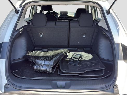 Used 2023 Honda HR-V LX image 19