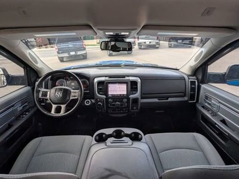 Used 2023 RAM 1500 Classic SLT w/ SLT Plus D￩cor Group AWD/4WD image 44