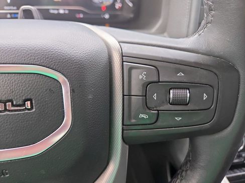 Used 2024 GMC Yukon XL Denali w/ Advanced Technology Package AWD/4WD image 14